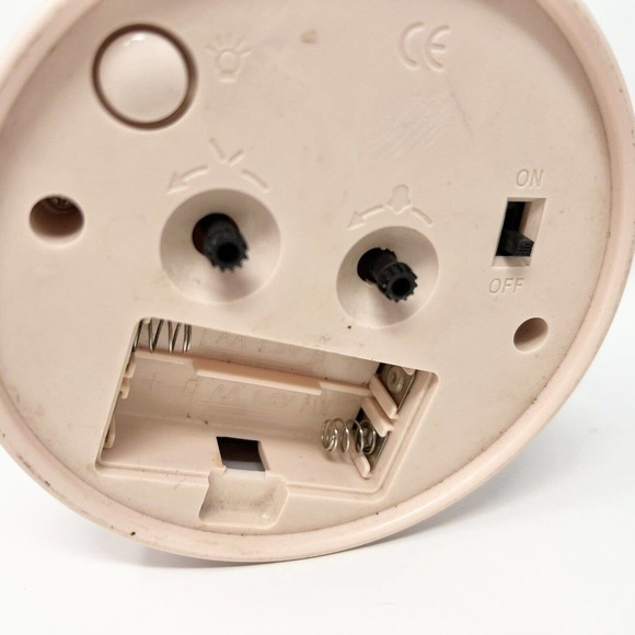 HELLO KITTY ALARM Works Twin Double BELL CLOCK by SANRIO - 2009- Light Up - Picture 7 of 8